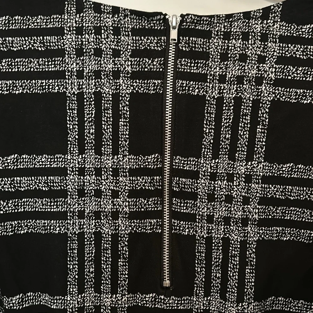 NWT London Style Collection dress - Picture 7 of 9